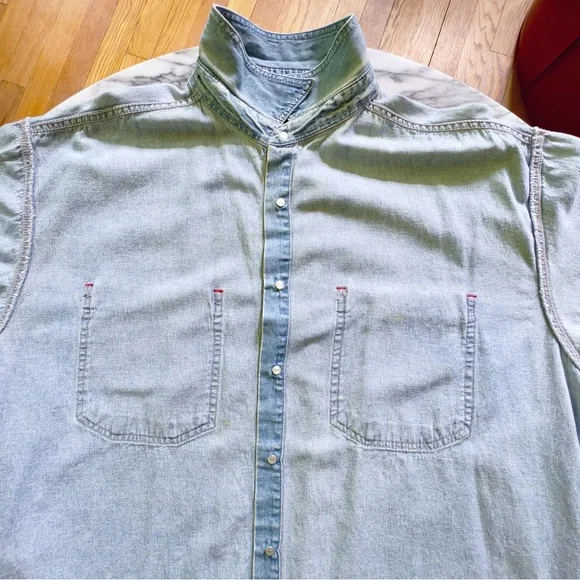 Levi’s •  Vintage Denim Red Tab Shirt • Light Blue • Large - Picture 6 of 17